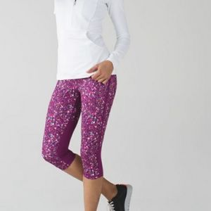 Lululemon Real Quick Crop in Paradise Camo Multi / Regal Plum Size 6
